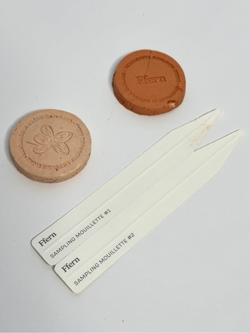 Ffern Sampling Mouillette Set with Terracotta Beige Clay Pucks Scent Perfume